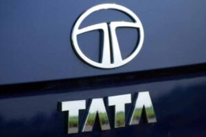 कौन चलाता है Tata की 100 से ज्यादा कंपनियां