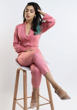 ईशा सिंह 