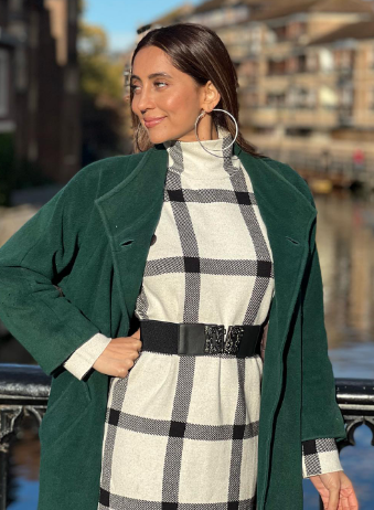 अनुषा दांडेकर