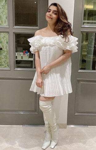 वैभवी मर्चेंट