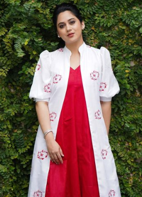 मिया जॉर्ज